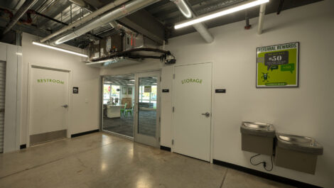 Space Shop Self Storage - Sarasota